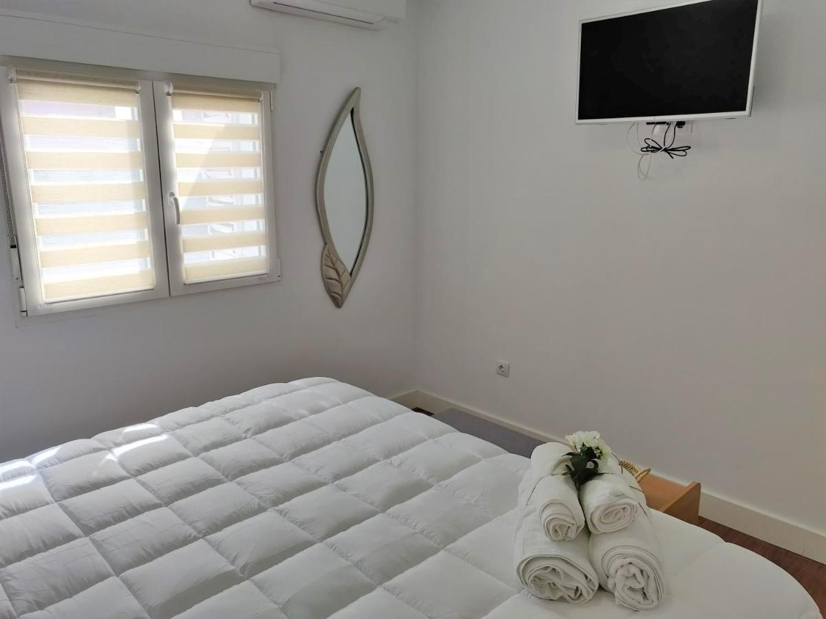 Apartamentos R66 Cáceres Exterior photo